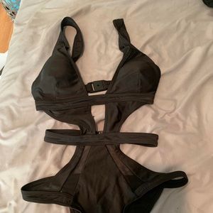 One piece bathing suit